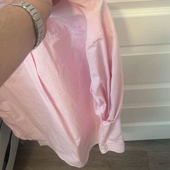 Balenciaga shirt never worn. - Picture 2 of 3
